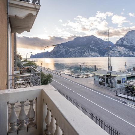 Lake Sensation - Garda Lake View Torbole Sul Garda Buitenkant foto