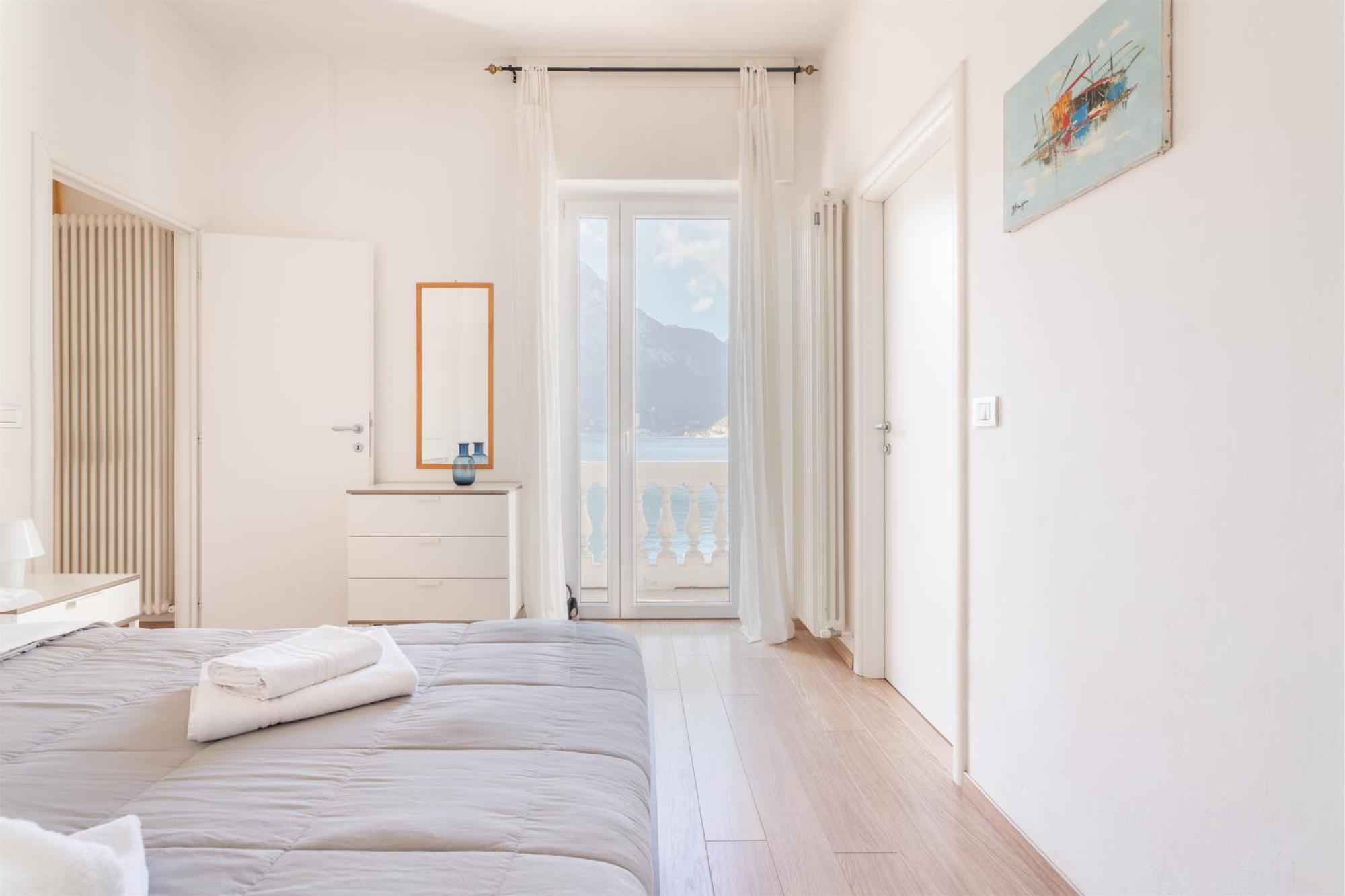 Lake Sensation - Garda Lake View Torbole Sul Garda Buitenkant foto